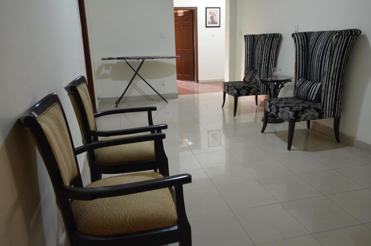 Tourist Hub Islamabad Bed & Breakfast Exterior photo